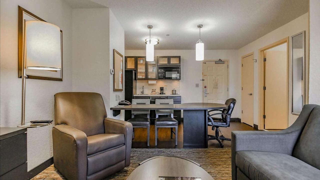 Sonesta Simply Suites Oklahoma City Airport Exterior foto